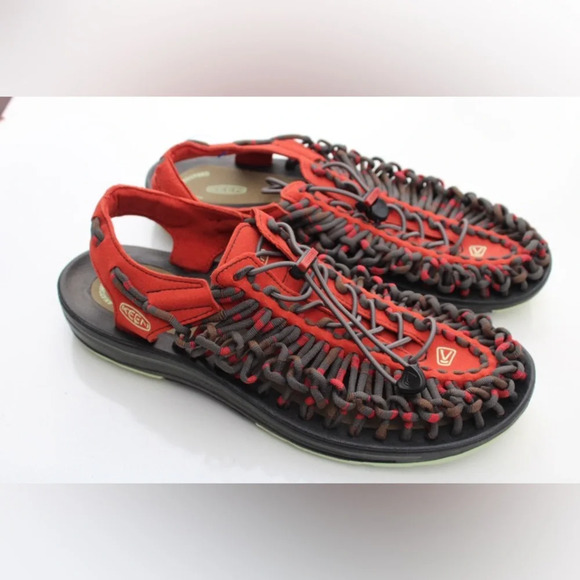 Keen Red and Black Men's Sandals - Picture 13 of 14